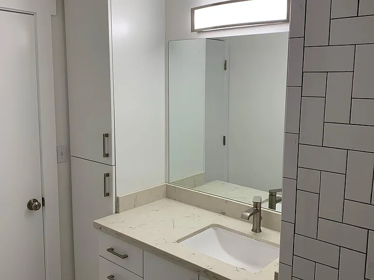 1415 E Murphys Ln #B — Photo 6