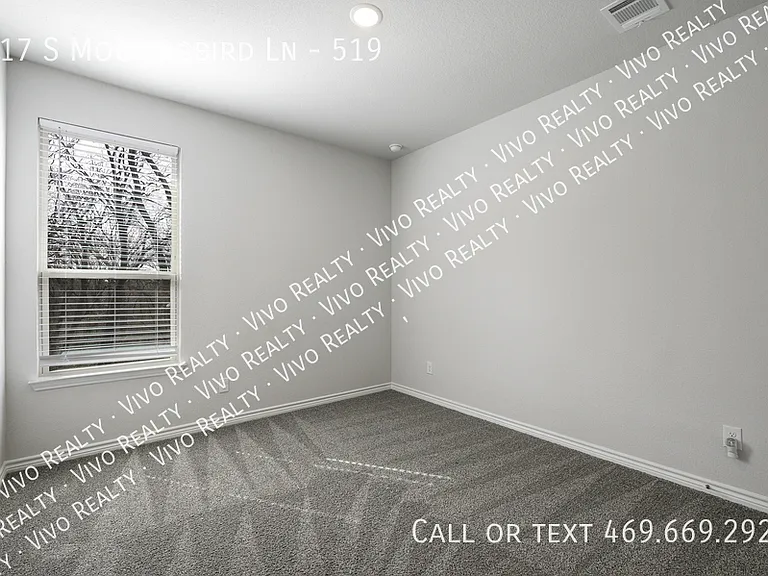 517 S Mockingbird Ln #519 — Photo 13