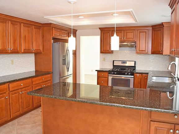 3rd image of 8834 Calle Perico