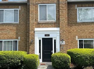5666 Montgomery Rd APT 3, Cincinnati, OH 45212