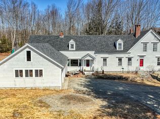 642 Smithfield Rd, Belgrade, ME 04917