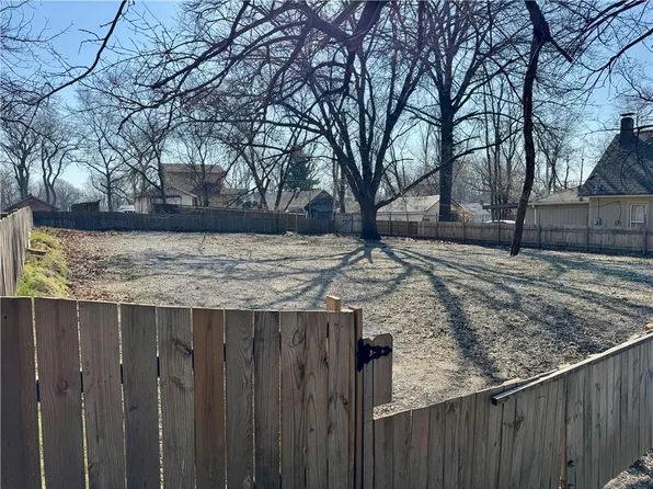 1937 N 29th St, Kansas City, KS 66104