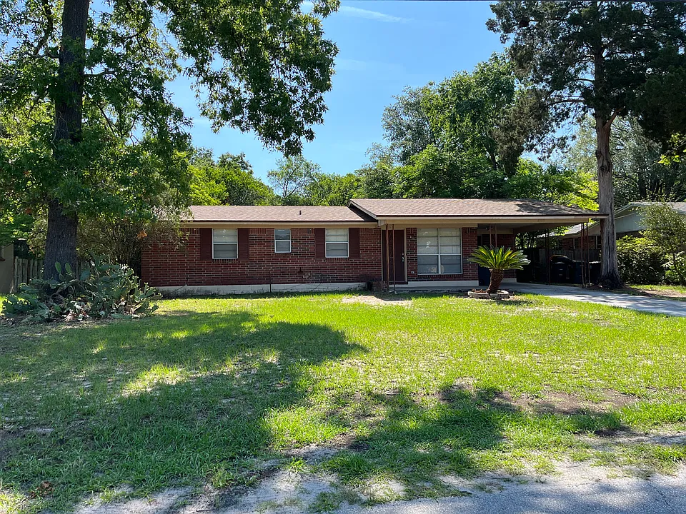 4305 Anson Dr
