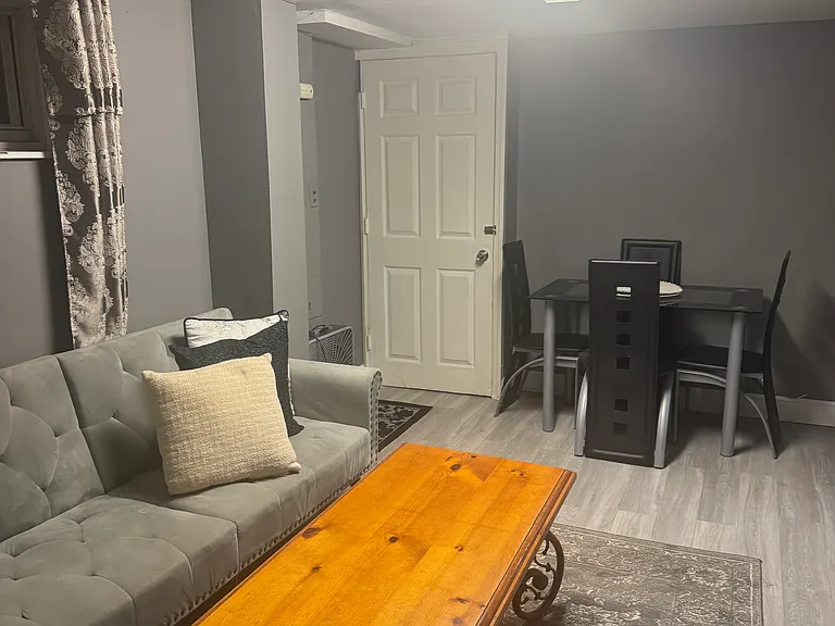 21601 Spencer Ave — Photo 12