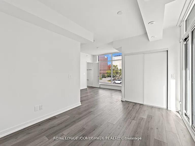 851 Sheppard Ave W #11 — Photo 16