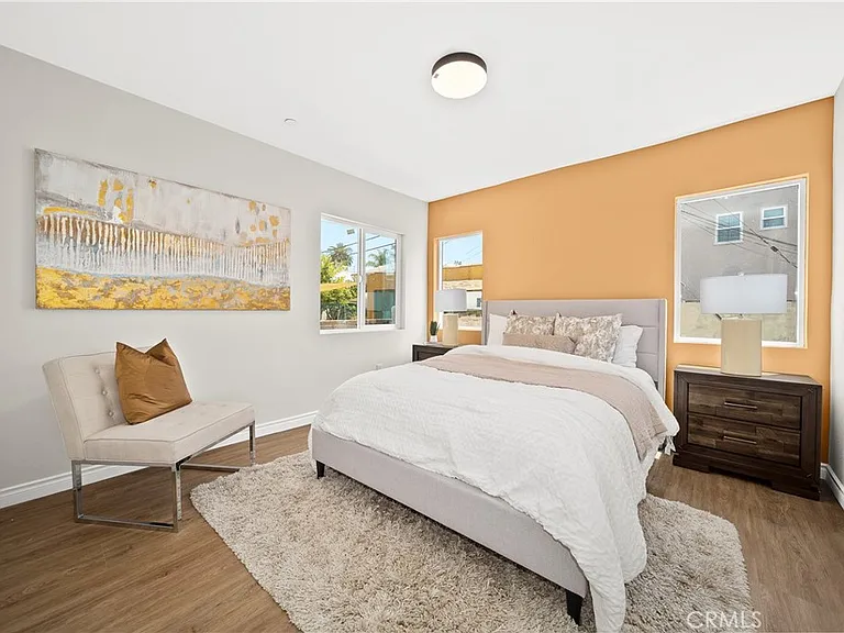 1372 Carmona Ave — Photo 13