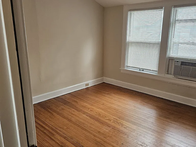 2863 E Derbyshire Rd #3 — Photo 11