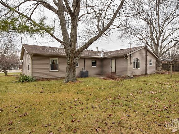 4th image of 3005 E Sunset Dr