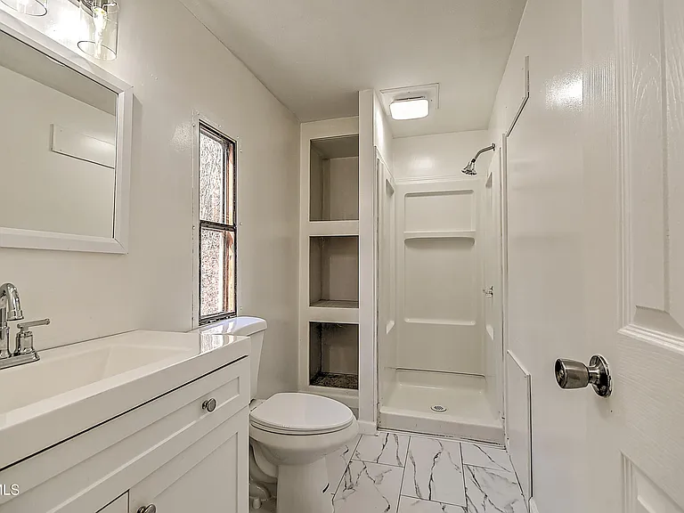 704 Church Hill Dr — Photo 22