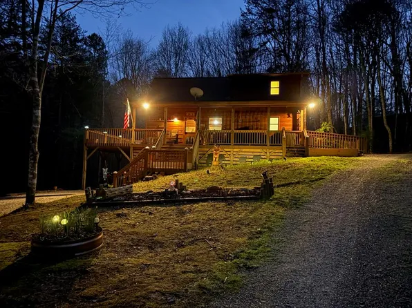 183 Ray Mar Acres Dr, Murphy, NC 28906