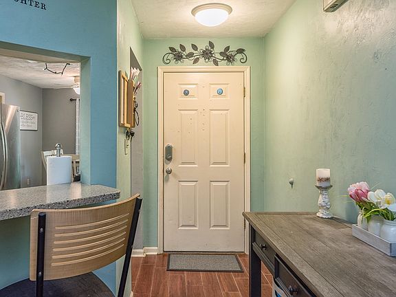 5th image of 1705 Indian Town Ln