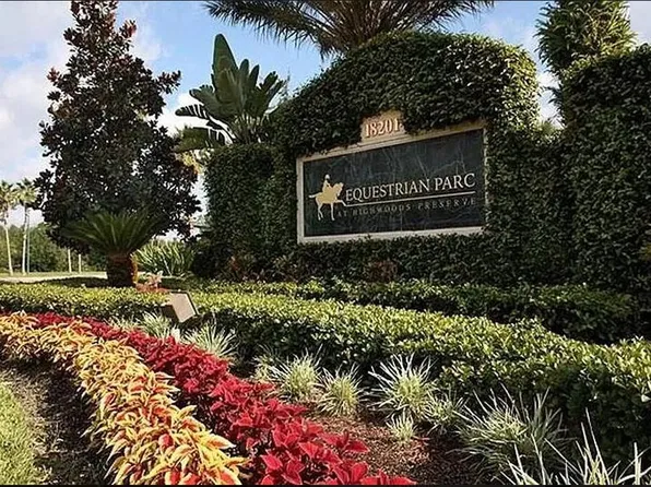 18159 Sterling Gate Cir, Tampa, FL 33647