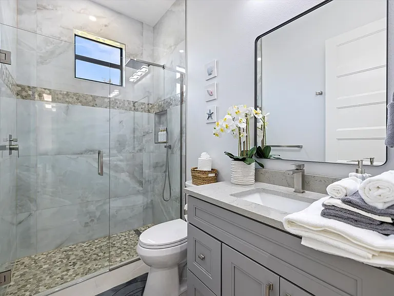805 Padua Ct — Photo 30