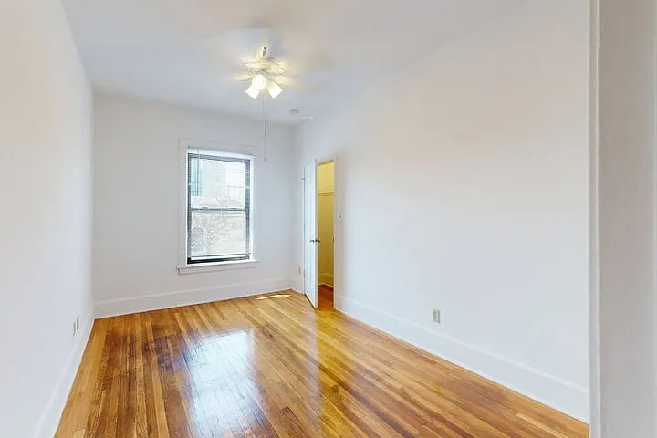 5237-5245 S. Kenwood Avenue — Photo 96