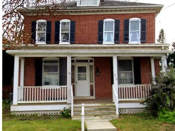 415 Lincoln Way W, New Oxford, PA 17350