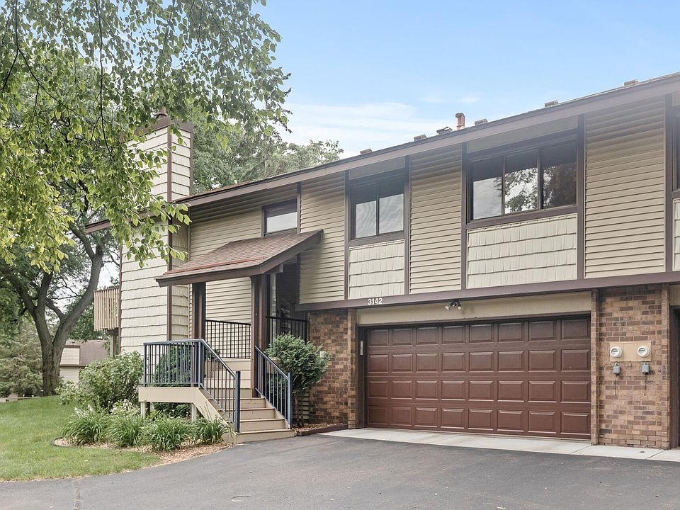 1st image of 3142 Farnum Dr #A