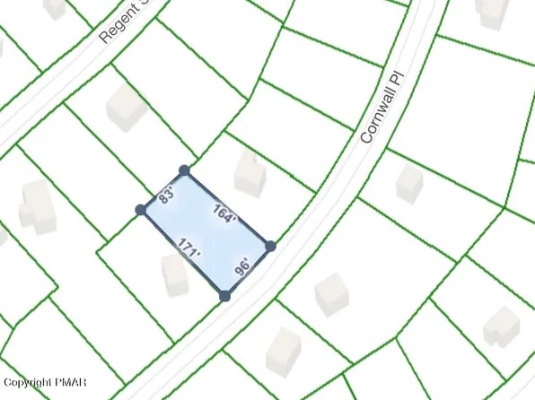 750 Cornwall Pl, Bushkill, PA 18324