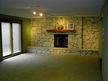 4th image of 3730 Knollwood Ln