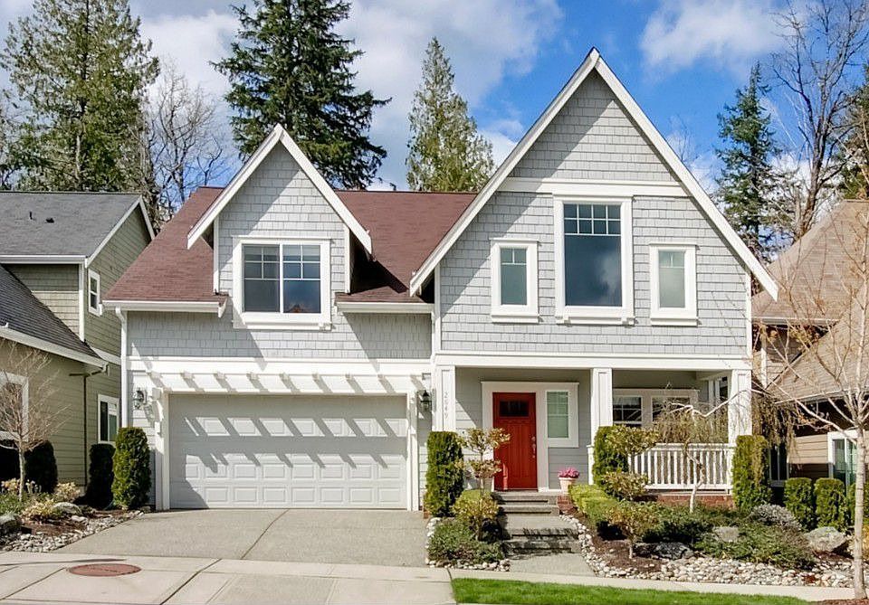1st image of 2649 20th Ave NE