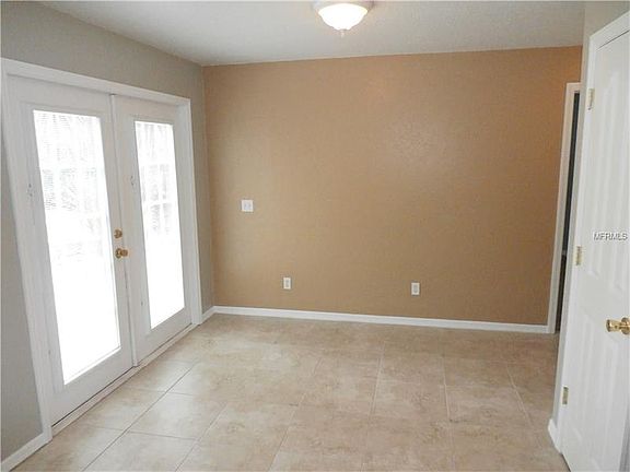 4th image of 2825 Berkeley Ave