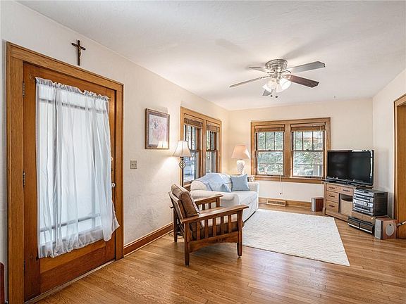 5th image of 4910 Millridge St