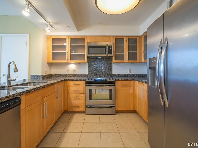 600 Queen St #2906 — Photo 13