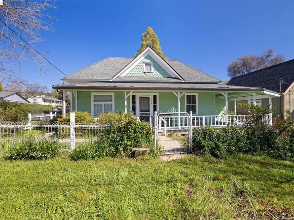 18445 Oak St, Tuolumne, CA 95379