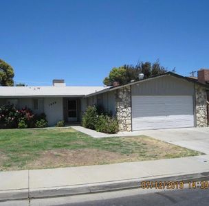 1320 Cardinal St, Los Banos, CA, 93635