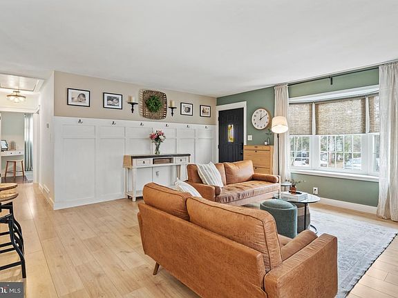 5th image of 607 S Chubb Dr