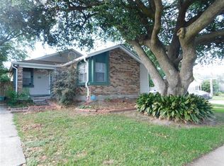 1801 Timberlane Estate Dr, Harvey, LA 70058