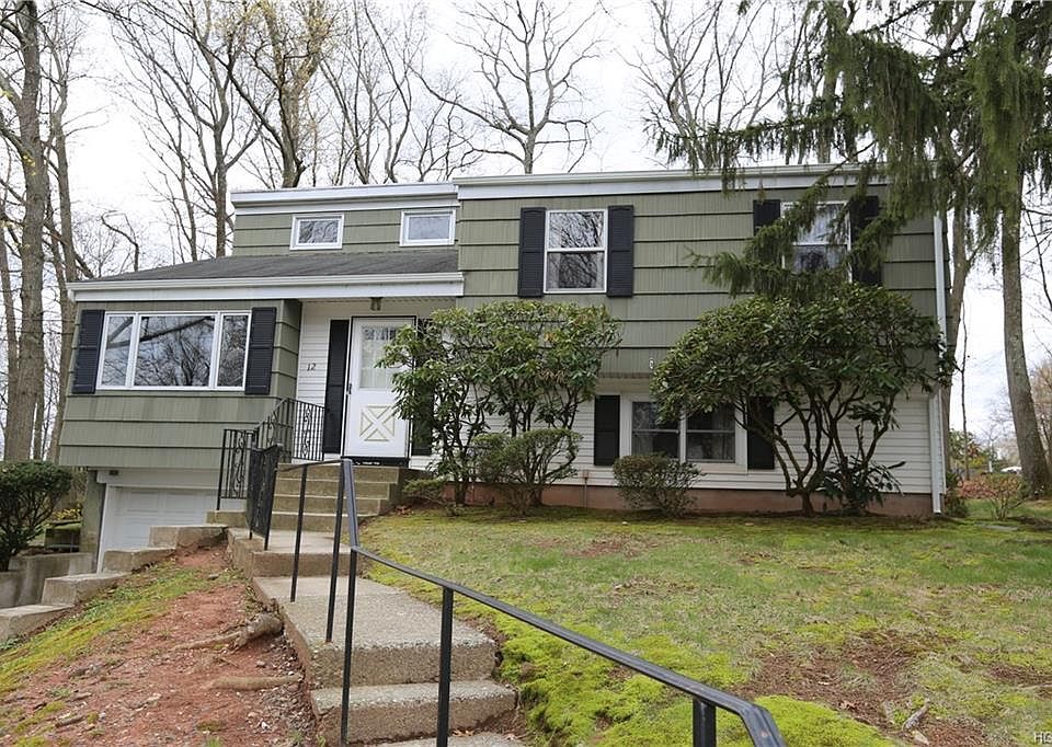 1st image of 12 Windmill Ln