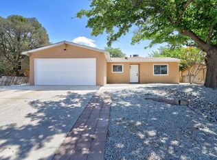 1108 Landman Dr NE, Albuquerque, NM 87112