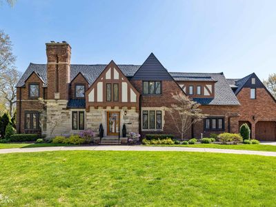828 Grand Marais St, Grosse Pointe Park, MI, 48230