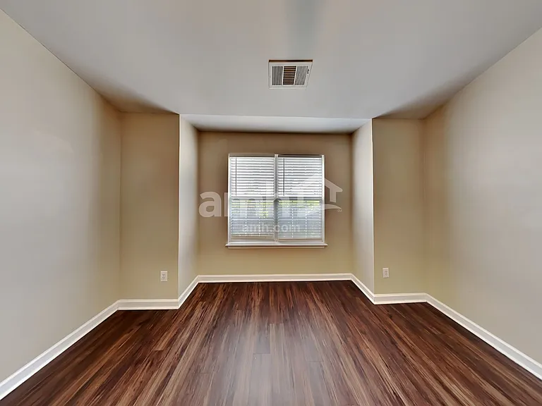 214 Woodland Way — Photo 12