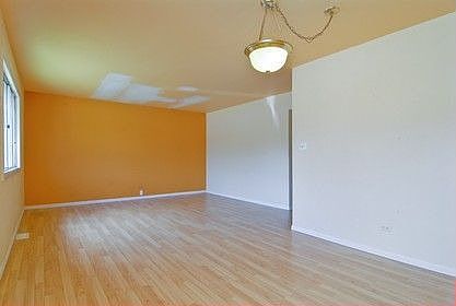 4th image of 2520 Berkshire Ct #2520