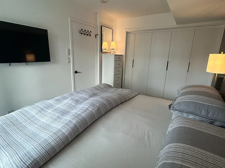 15 Fort York Blvd #1505 — Photo 7