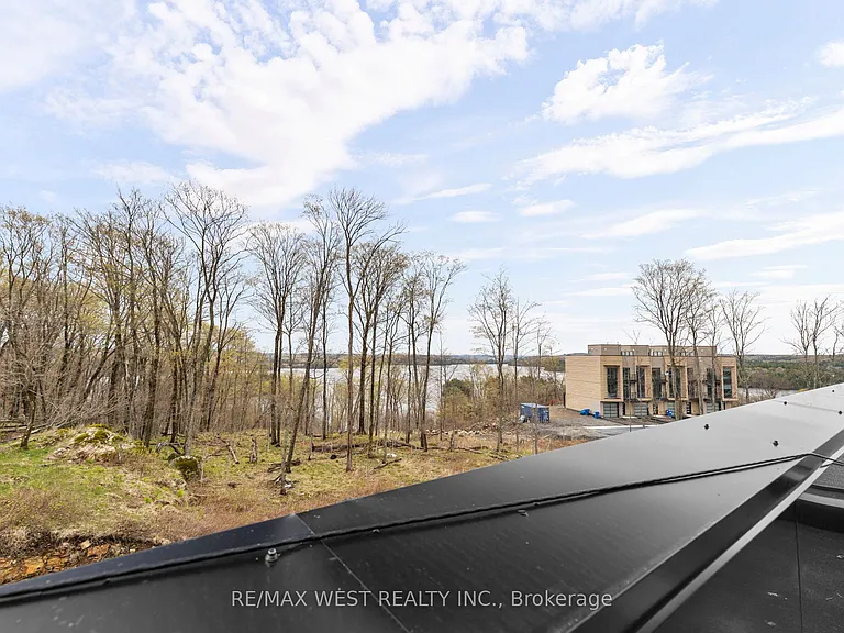 119 Town Line Rd E #D208 — Photo 38