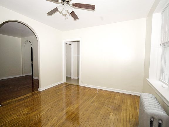 3rd image of 1355 W Estes Ave APT L1