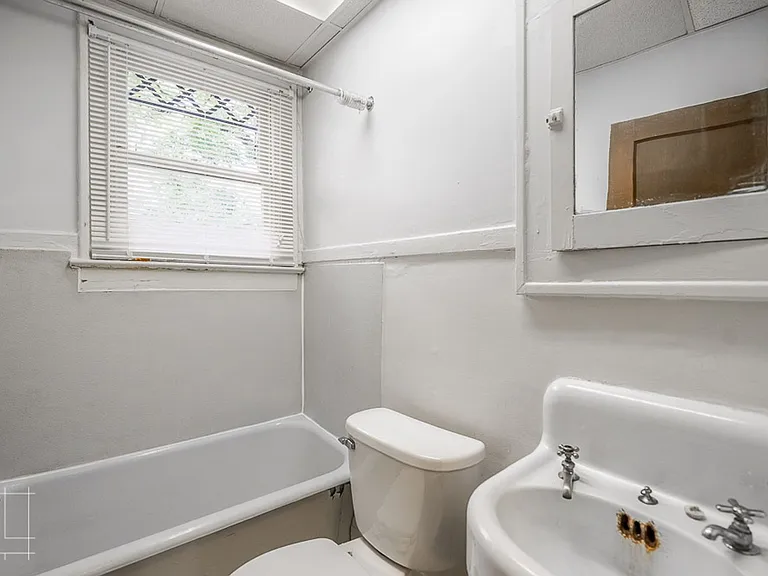 384 E. Maynard Ave — Photo 32