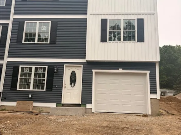 27 Ludlow Rd #E, South Hadley, MA 01075