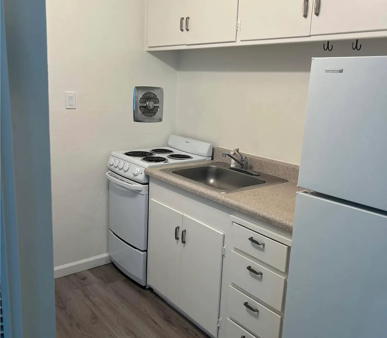 218 Carquinez Scenic Dr — Photo 4