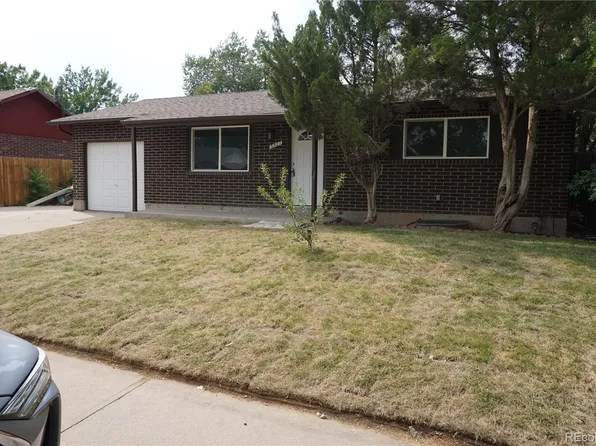 5527 Chandler Court, Denver, CO 80239