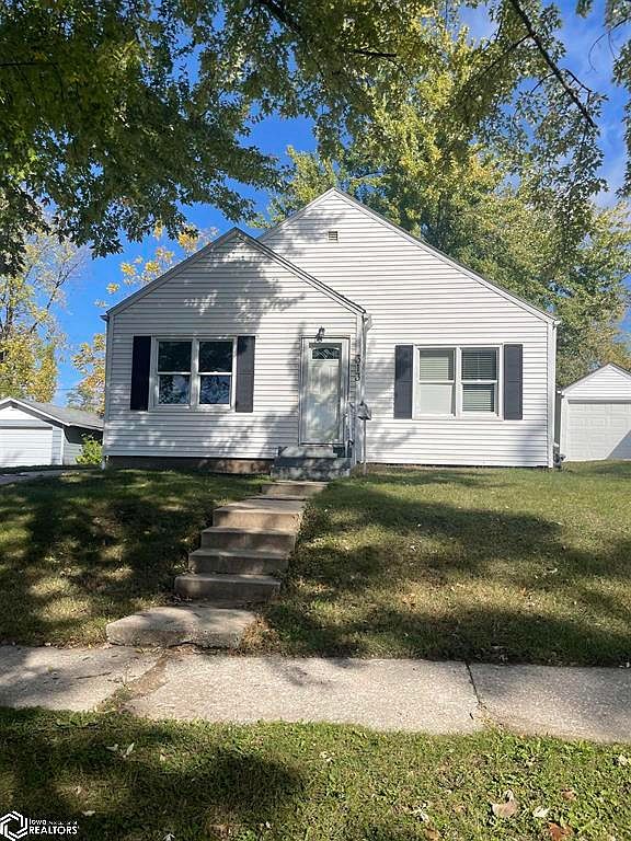 313 Innes Blvd, Marshalltown, IA 50158 Zillow