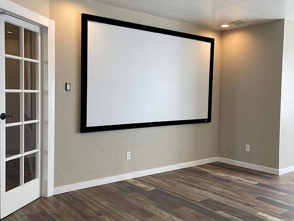 4th image of 2404 Lake Superior Ln