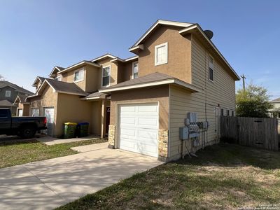 16801 showdown, Selma, TX, 78154