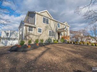 106 Winding Way, Cedar Grove, NJ 07009