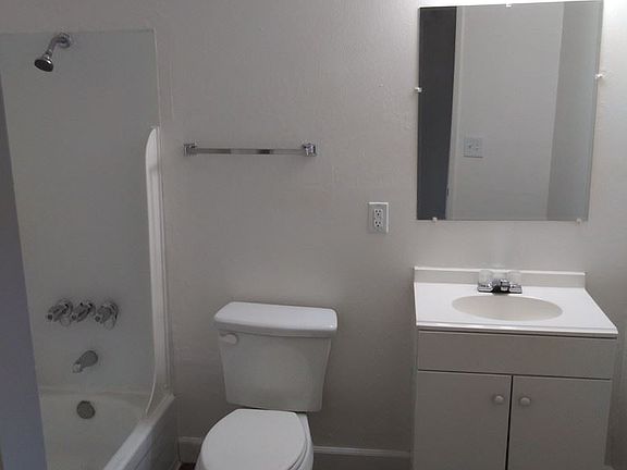 2nd image of 4661 Orange Grove Ave #7