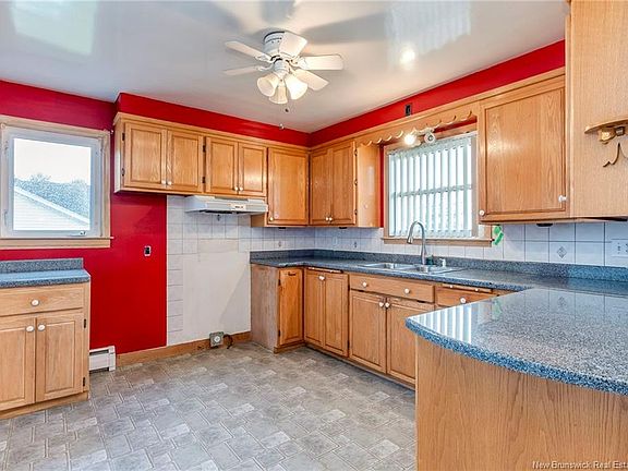 5th image of 34 Manning Rd