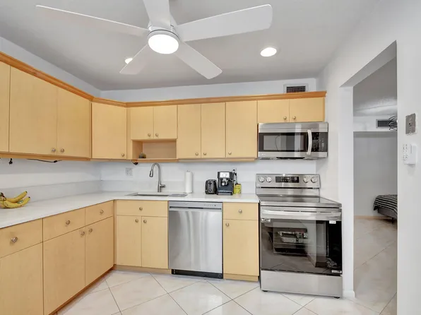 459 Piedmont J, Delray Beach, FL 33484