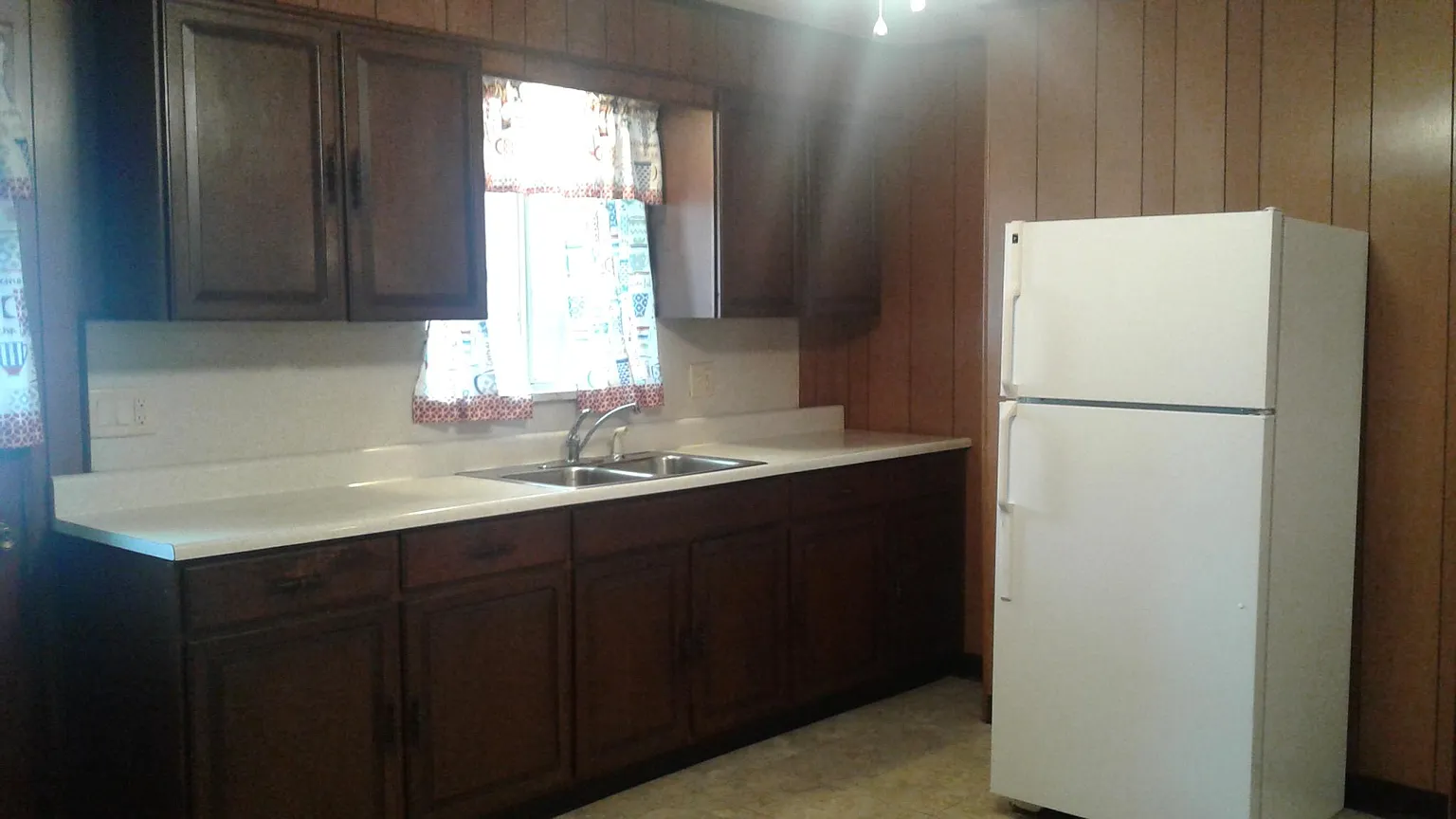 513 Elmira St photo 1